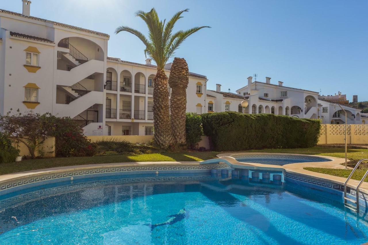 2br Urban Getaway - Good Wifi, Swimming Pool Lägenhet Fuengirola